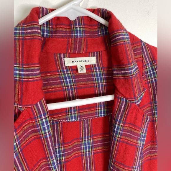 Blazer - Picture 4 of 7